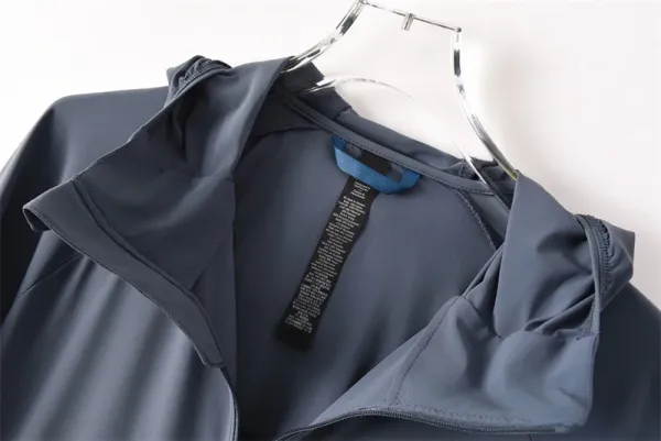Design Lightweight Hooded Windbreaker Jacket in Slate Blue - 14