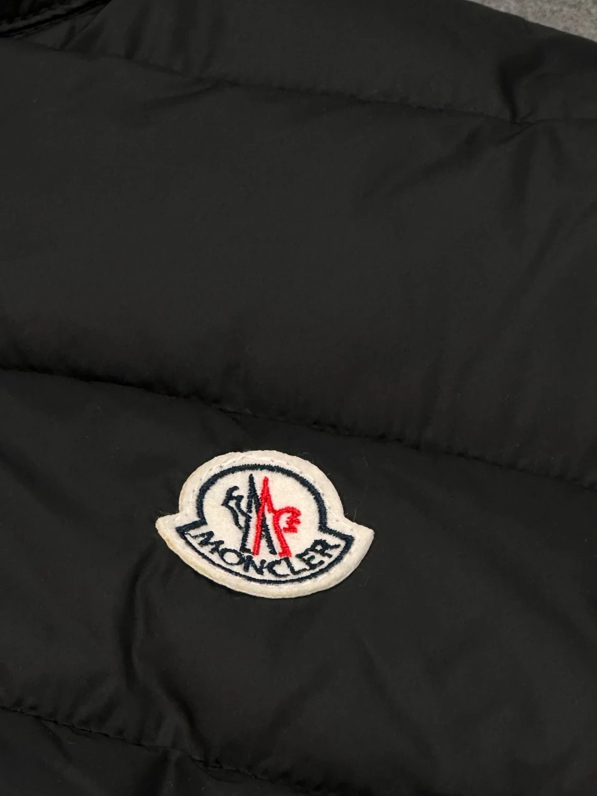 Moncler Down Vest Black with White Sleeve Contrast - 9