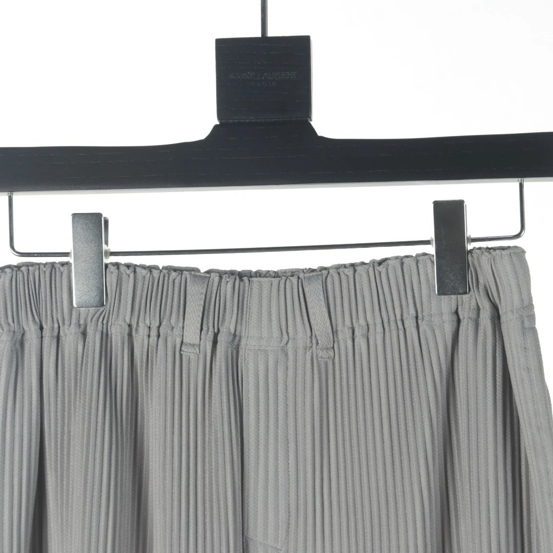 Design Pleated Wide-Leg Pants Charcoal Gray - 8