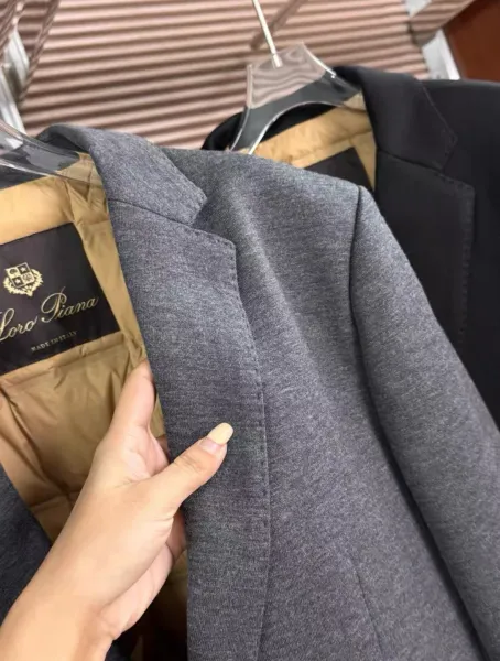 Loro Piana Navy Wool Blazer - 8