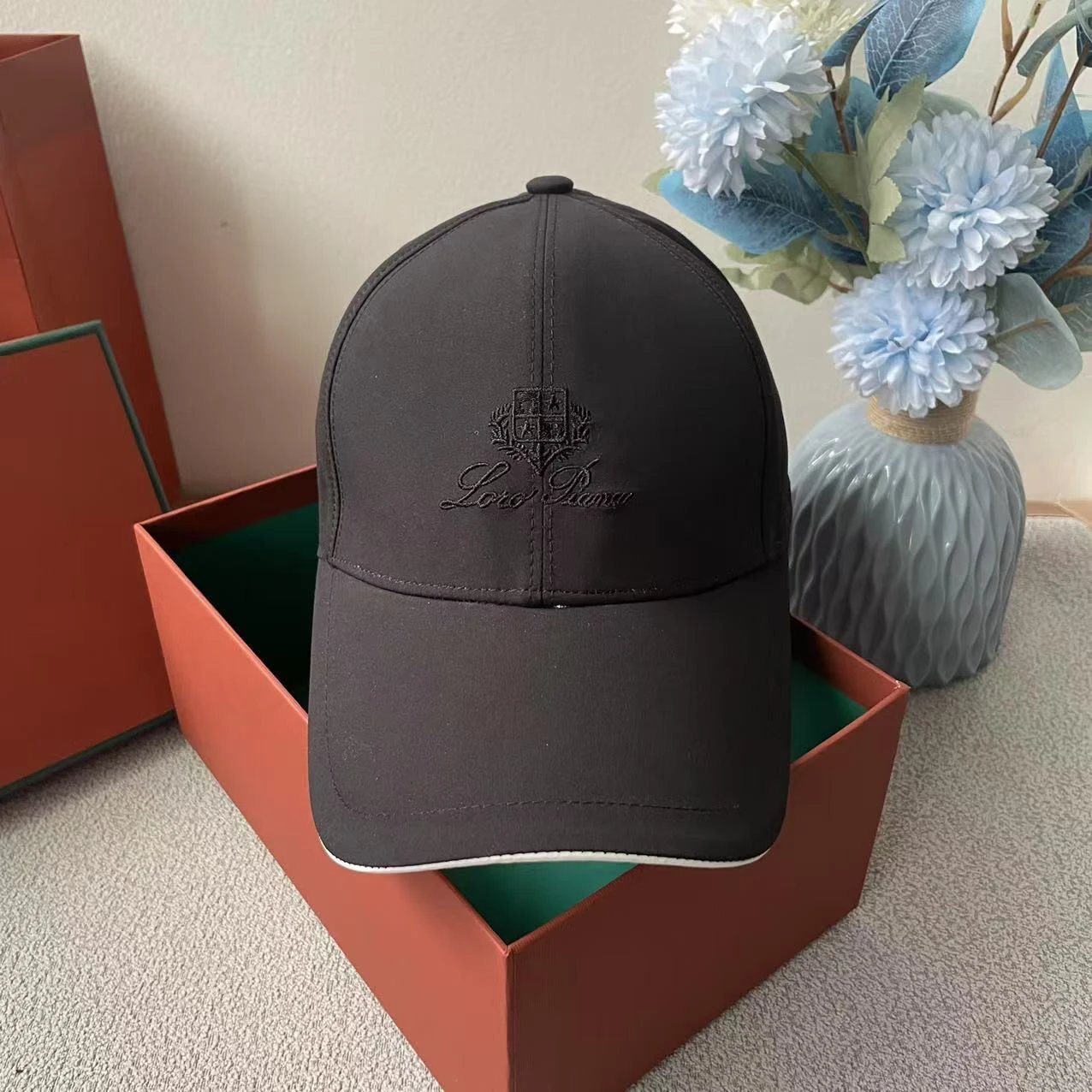 Hat, duckbill cap, spring and summer fashion baseball cap, casual hardtop embroidery, versatile for men and women, comfortable and sun protection