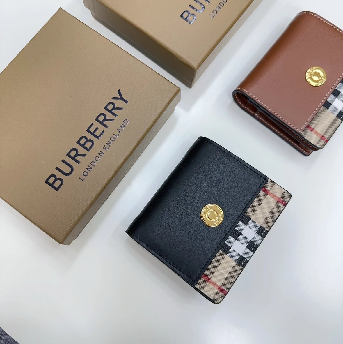 Burberry Horseferry Check Card Holder Black and Beige Wallet - 5
