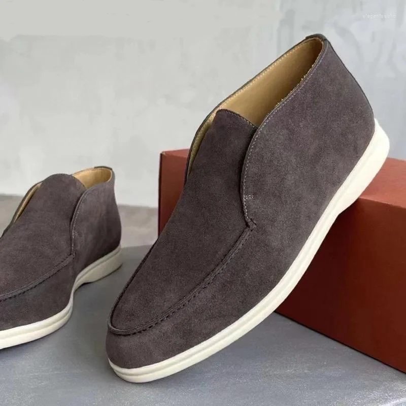 Tod's Gommino Loafers Beige Suede Casual Shoes - 7