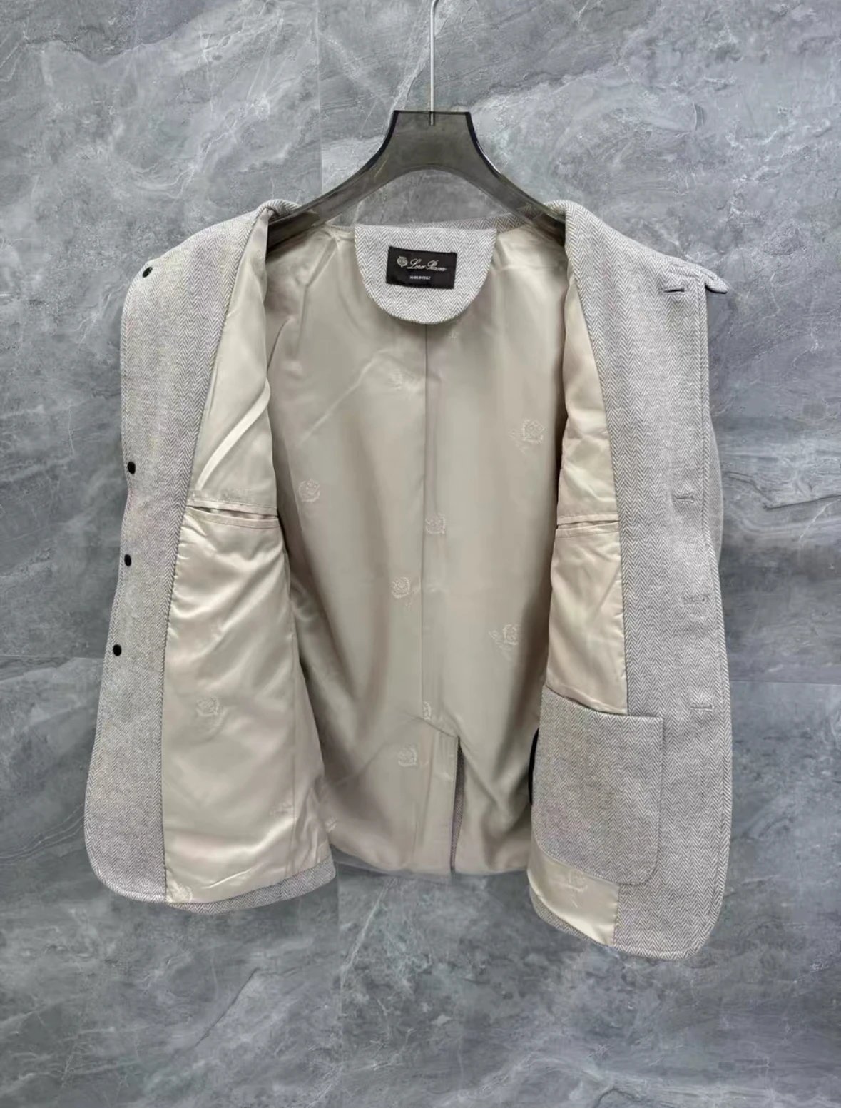 Design Mandarin Collar Wool Blazer Beige Outerwear - 7