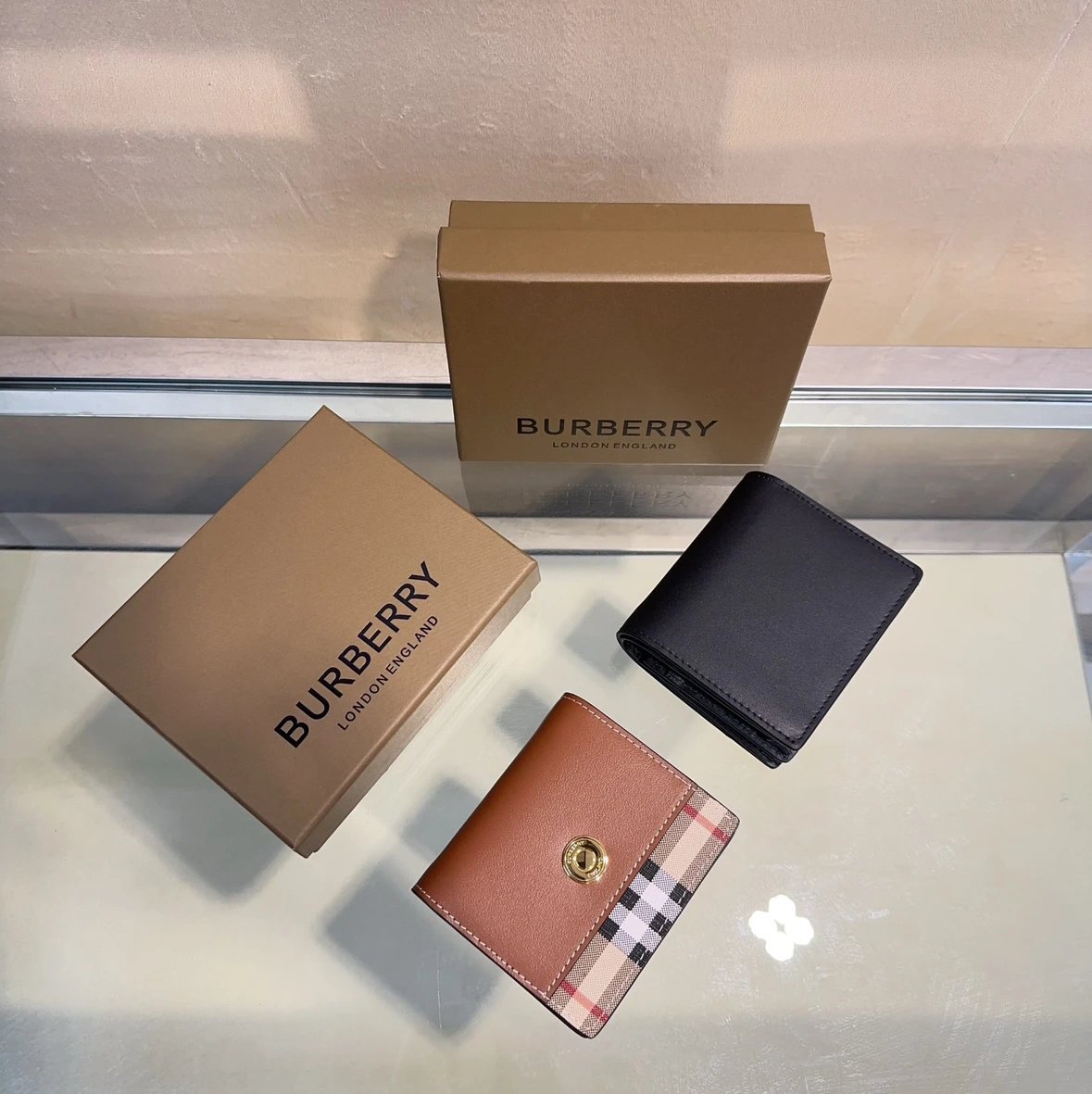 Burberry Horseferry Check Card Holder Black and Beige Wallet - 12