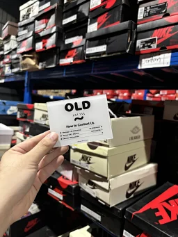 thumbnail for OLD Big event! Sneaker blind box