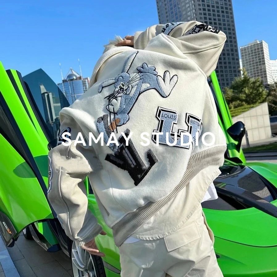FW22秋冬系列最新款 V 重磅!!Varsity Jacket贴饰混合真皮棒球服束腰夹克兔八哥男女同款外套夹克