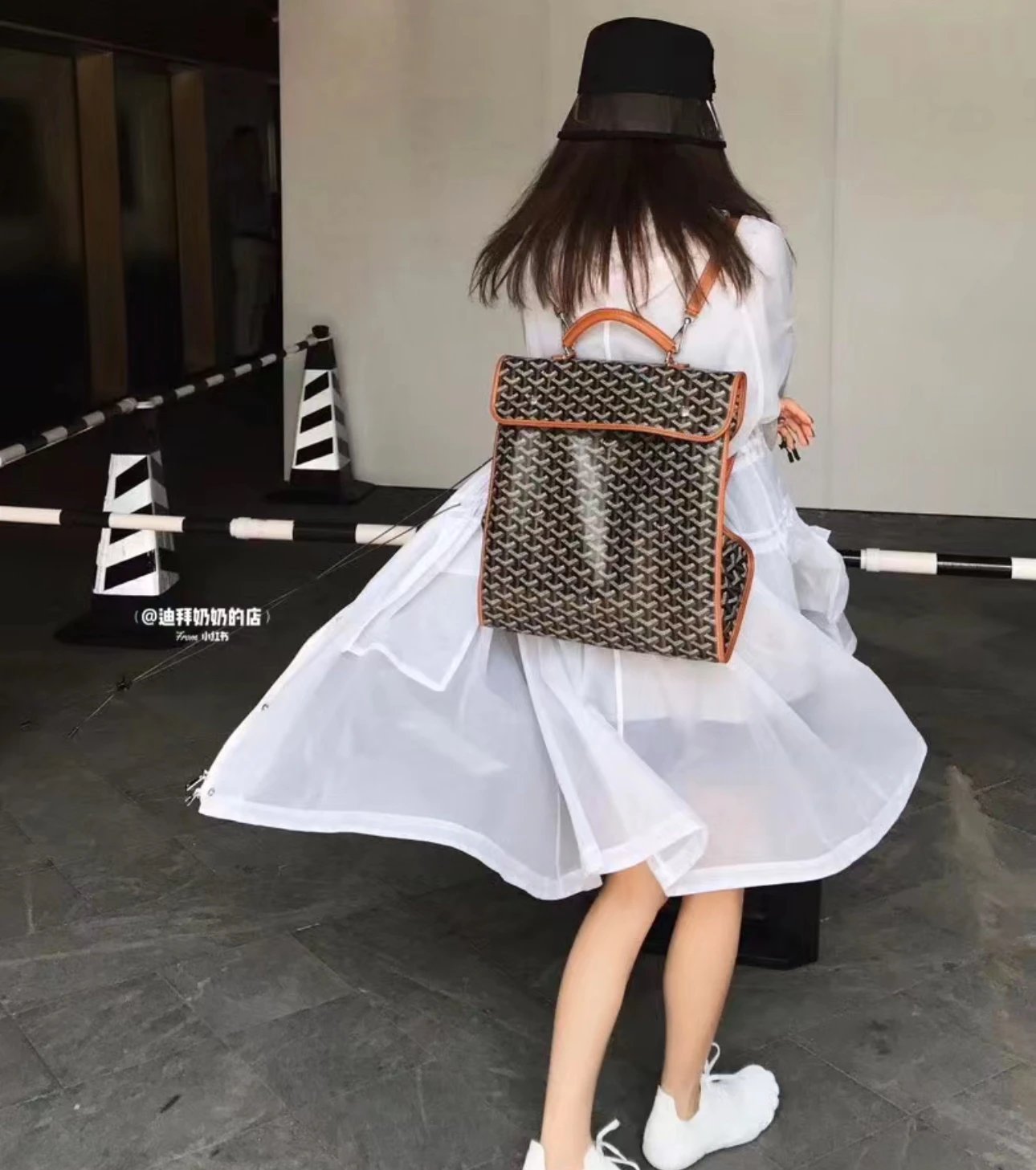 GY Classic Backpack photo 5