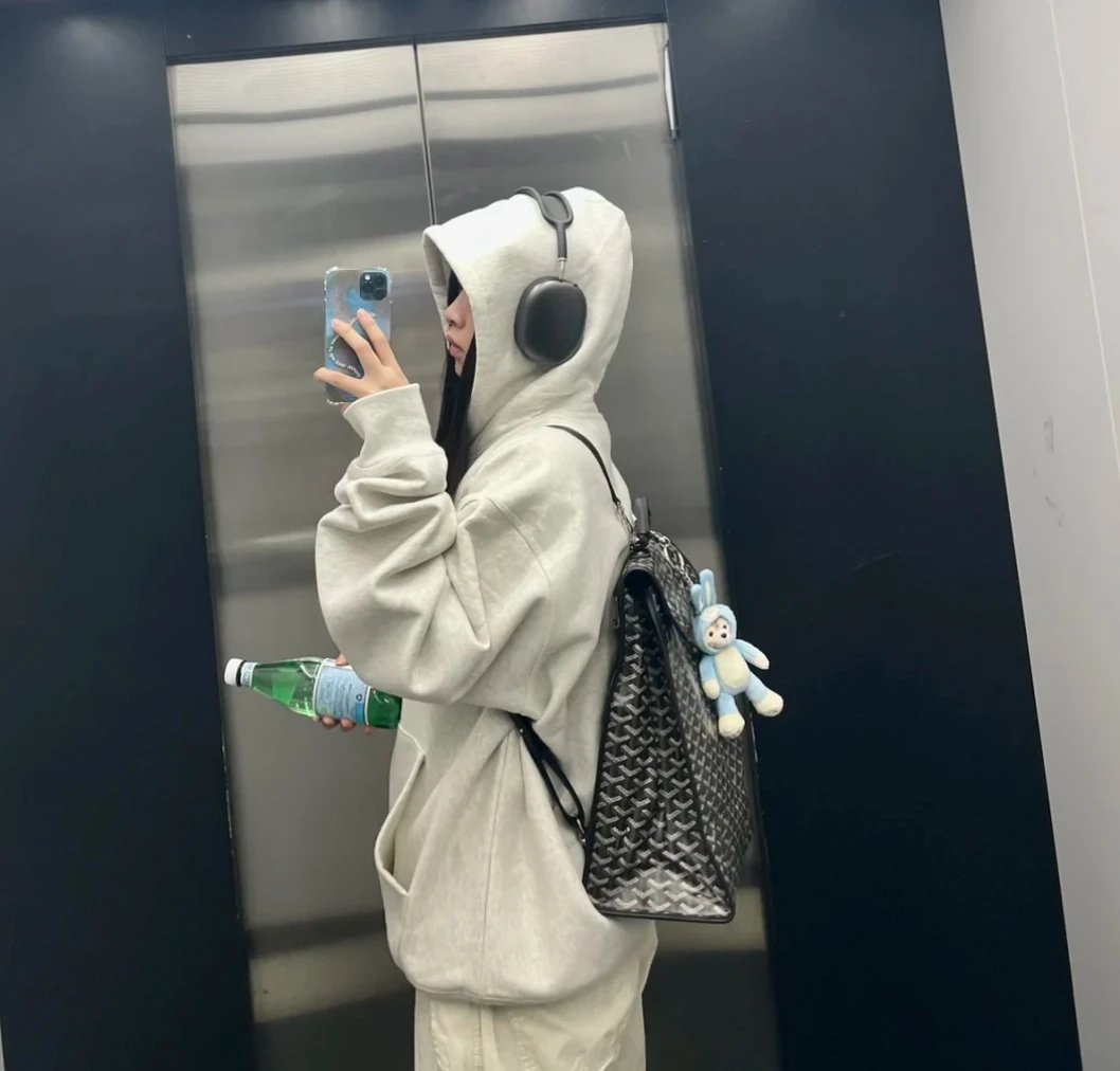 GY Classic Backpack photo 6