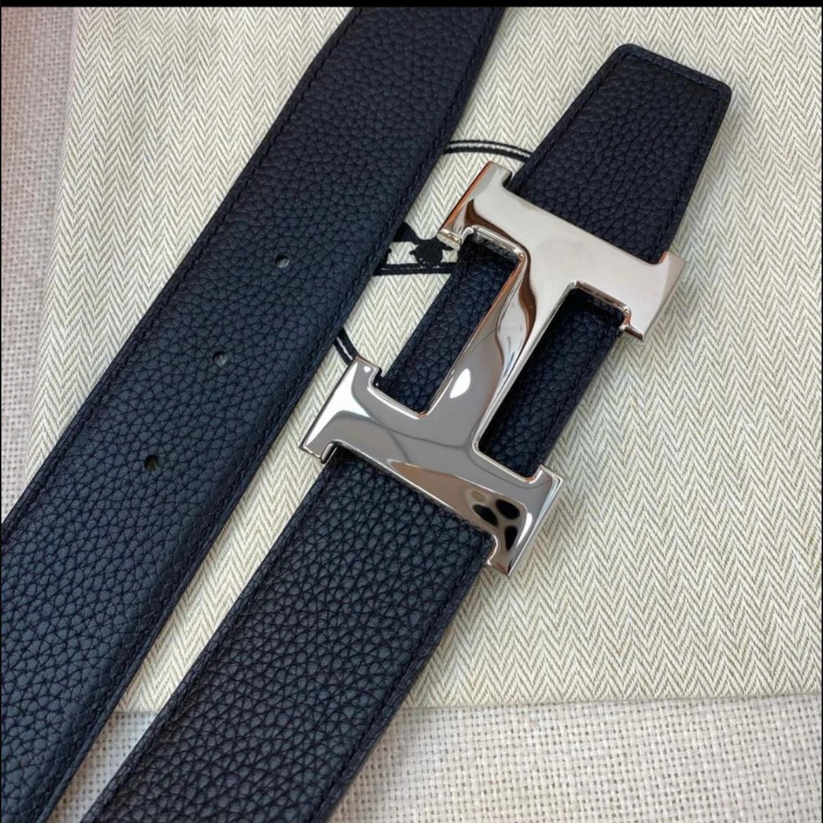 Silver/Black leather