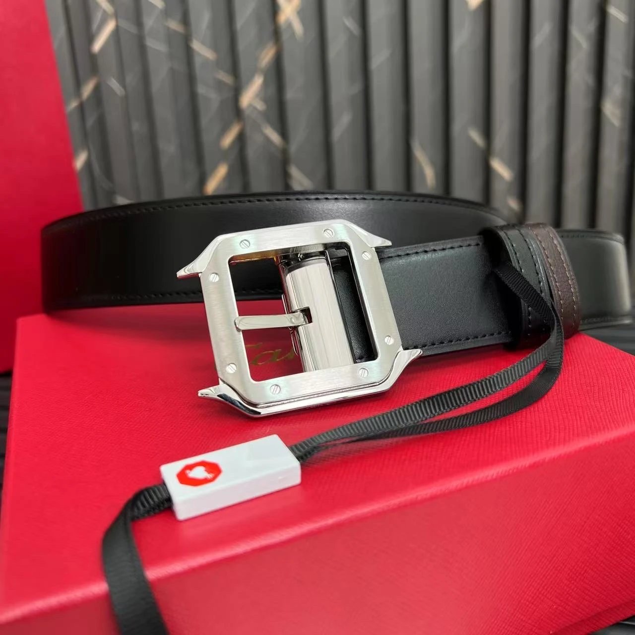 Silver/Black