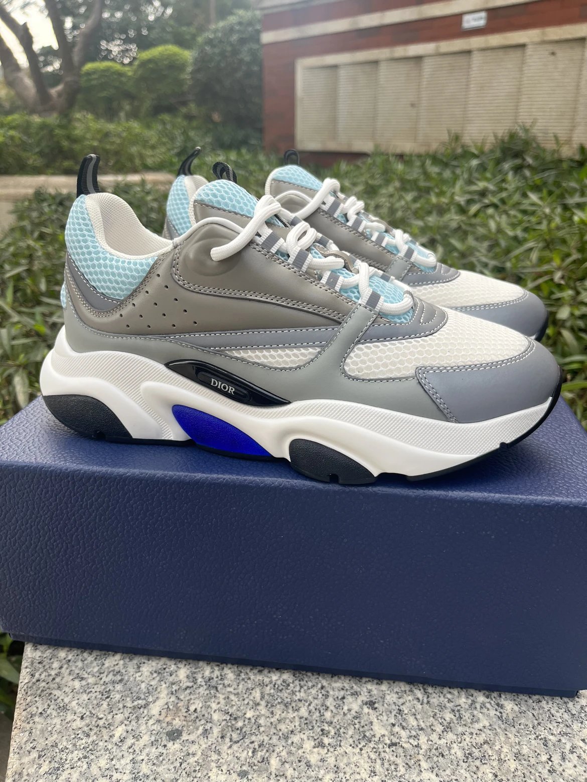 Dor best quality B22 shoes WhatsApp+8613229250679
