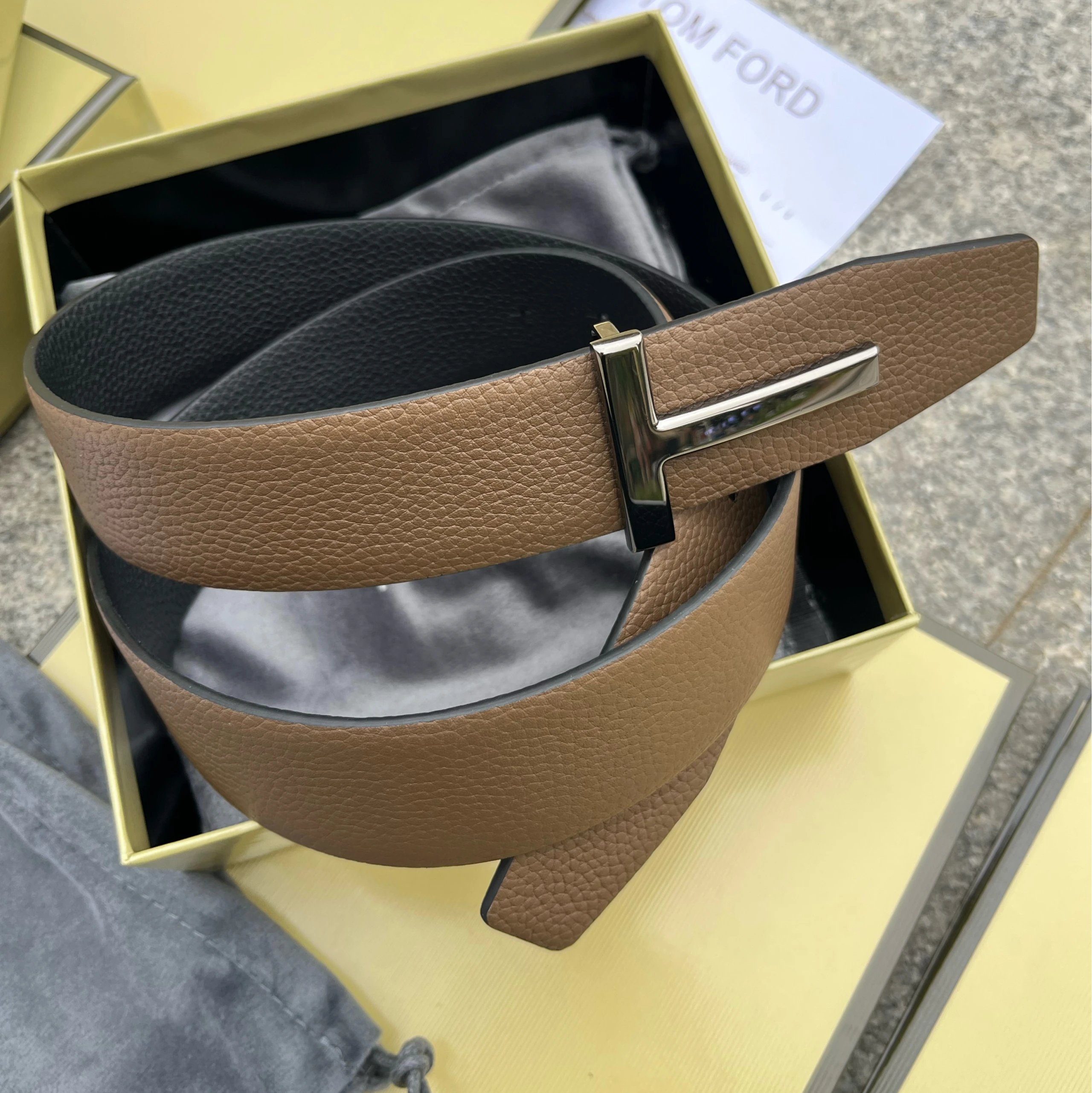 Gun/khaki and Black