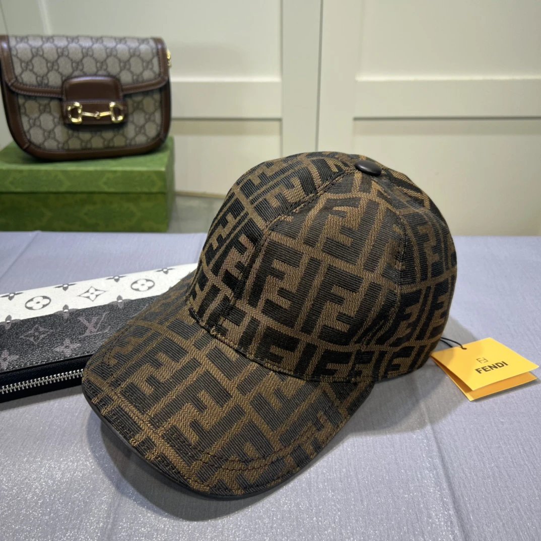 F.endi flat cap 芬.迪 鸭舌帽inspreadsheet.com