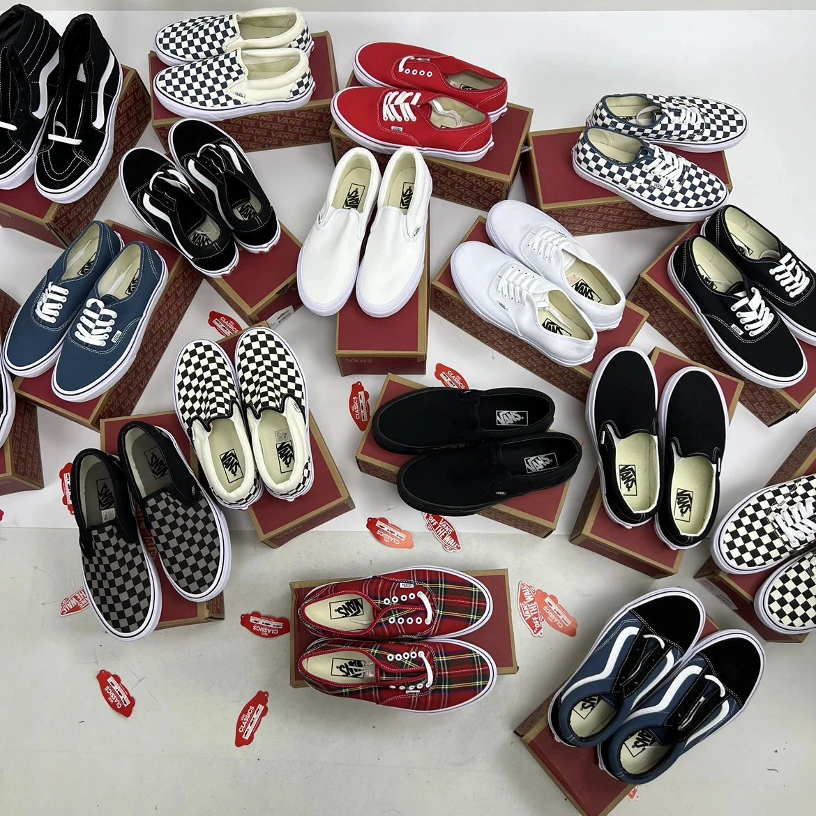 【 Spot Purchase and Shipping within 24 Hours 】 Vans Canvas Shoe Collection Collection, Private Orders from Our Own Factory, Normal Sizes, Hundreds of Yuan, Free Comparison