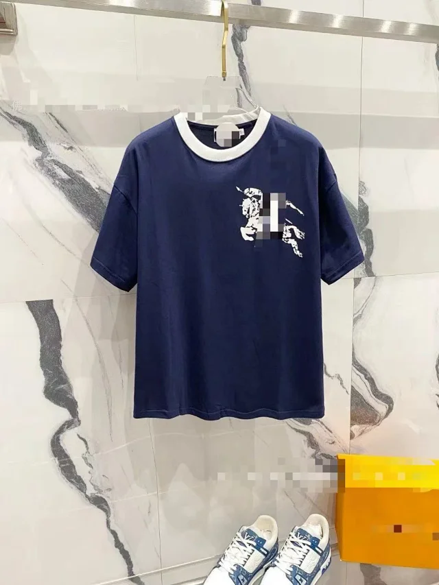 Burberry T-Shirts Loose-Fit Crewneck product detail image 12