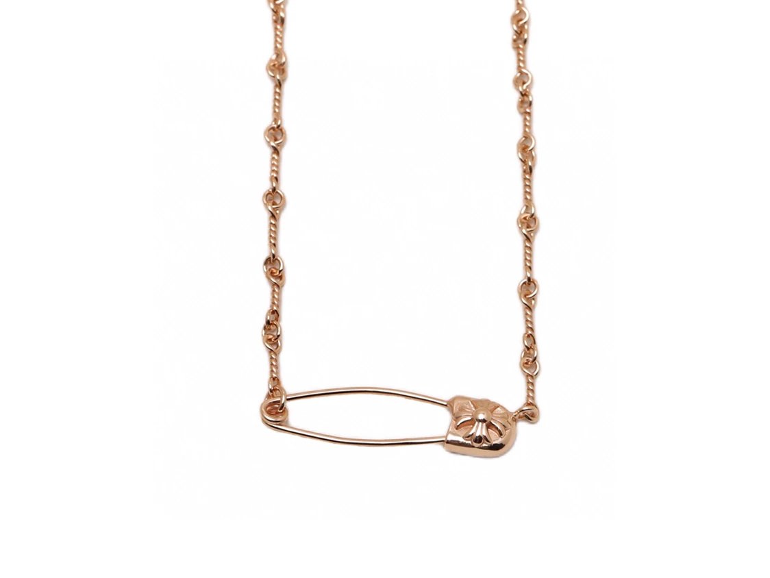 Safety Pin Necklace [1 style]