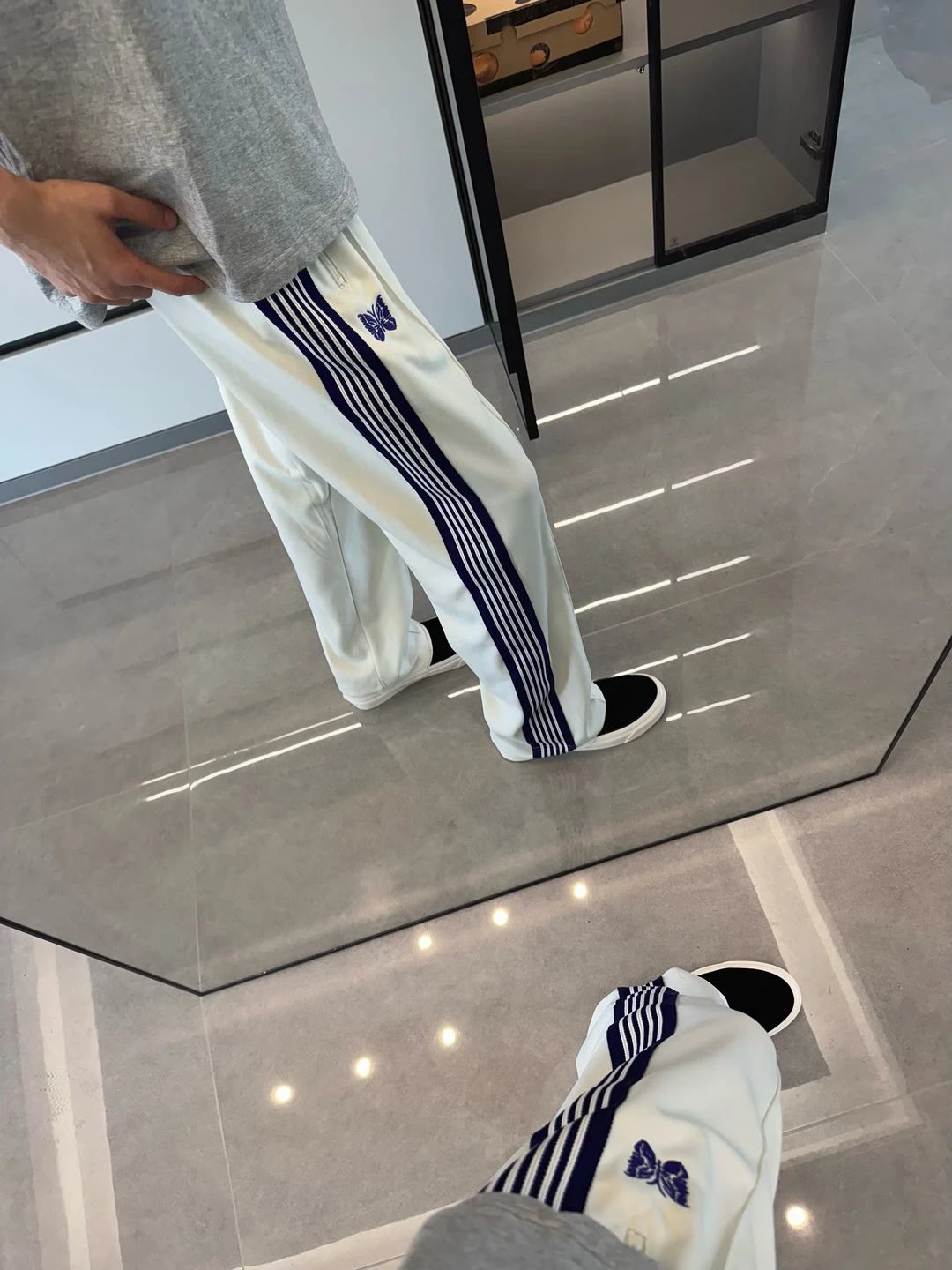 In Stock Summer Bestseller Butterfly Pants Straight Fit YKK Zipper with All Three Tags, Shorts Now Available. If unsure about sizing, leave your height and weight in the notes