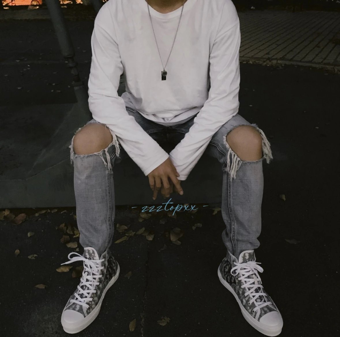 B23 Sneakers -