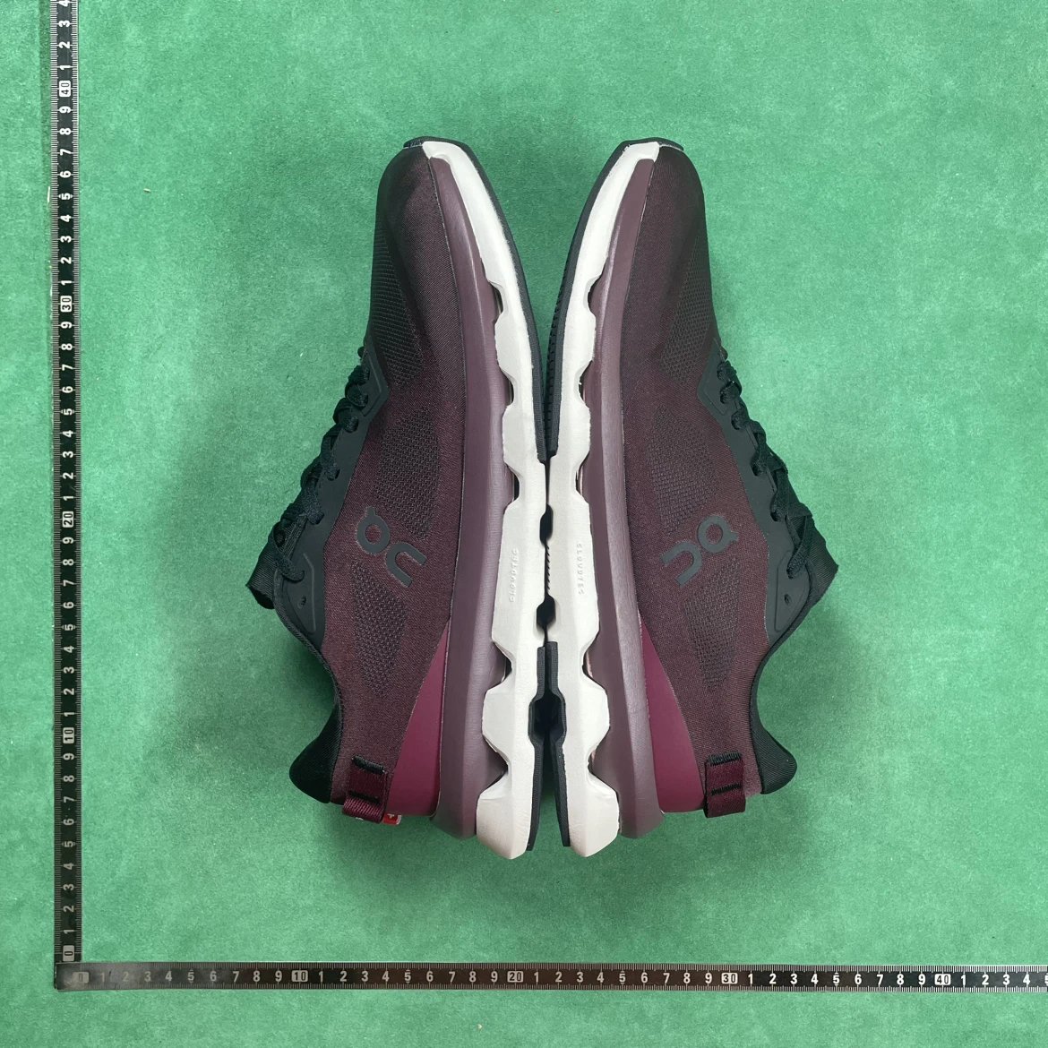 On Sneakers Low-Top Mesh with CloudTec Sole image 7