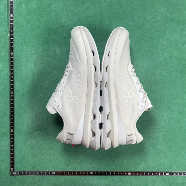 On Sneakers Low-Top Mesh with CloudTec Sole product detail image 81