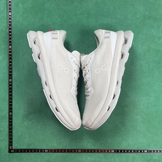 On Sneakers Low-Top Mesh with CloudTec Sole product detail image 84