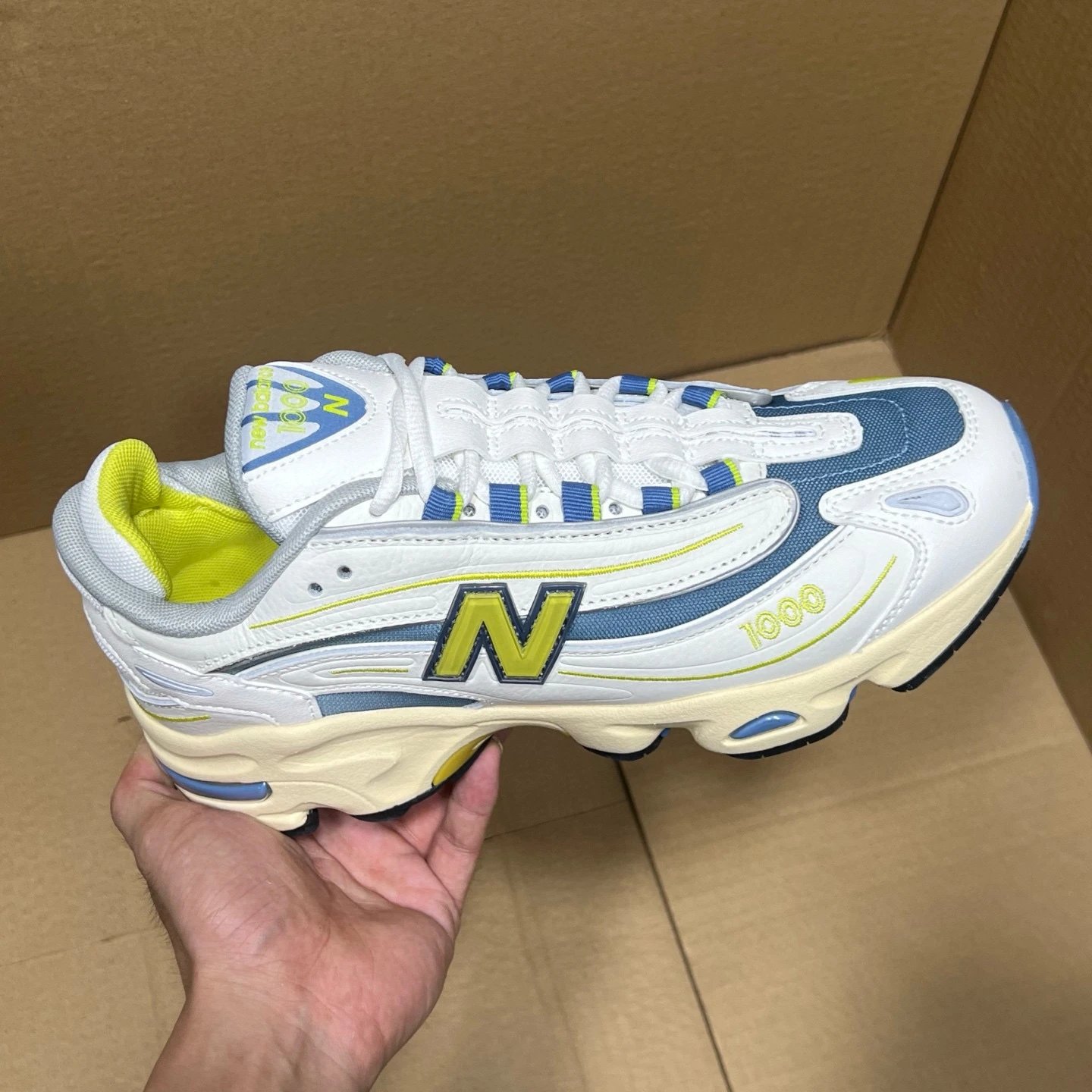 New Balance 1000 Running Shoe photo 2