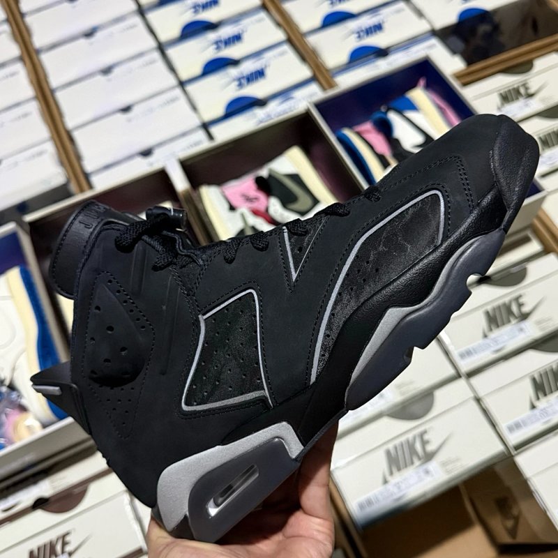 Shoes from 7up