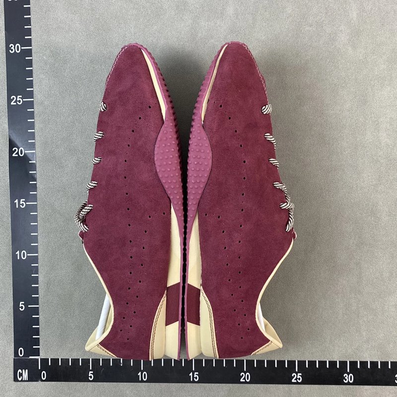 Shoes from 7up