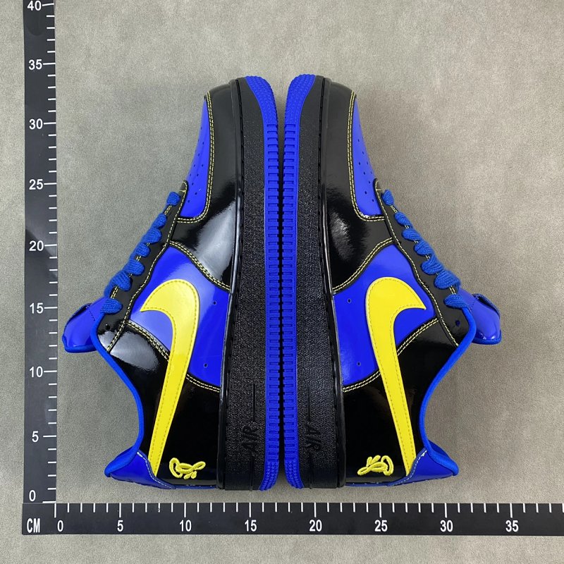 Sneakers from 7up