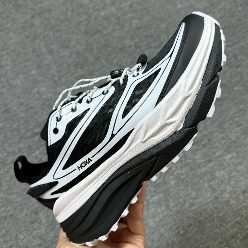 Shoes from 7up
