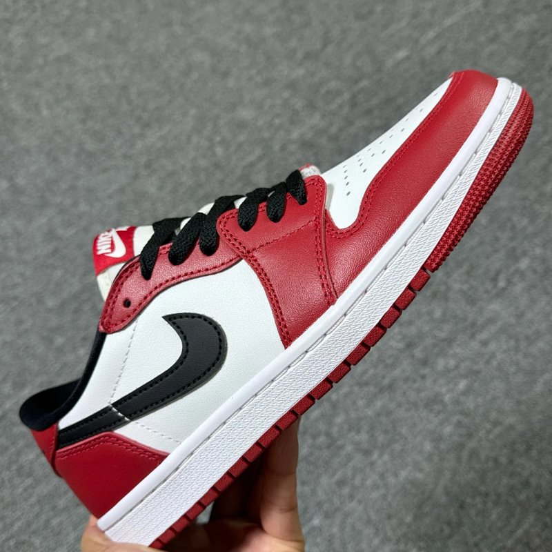 Jordan Aj1 Low Chicago