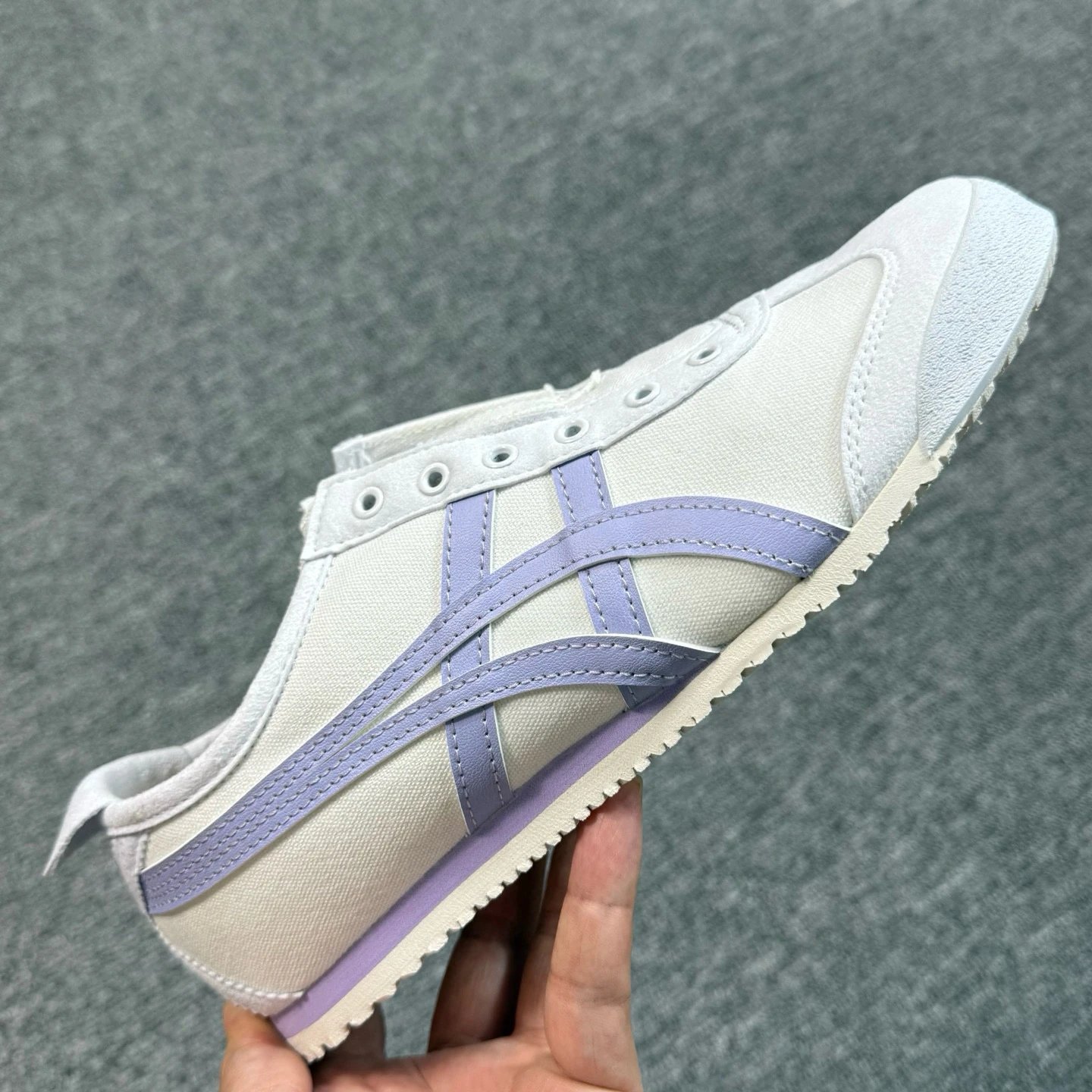 White Purple 1183B772-101