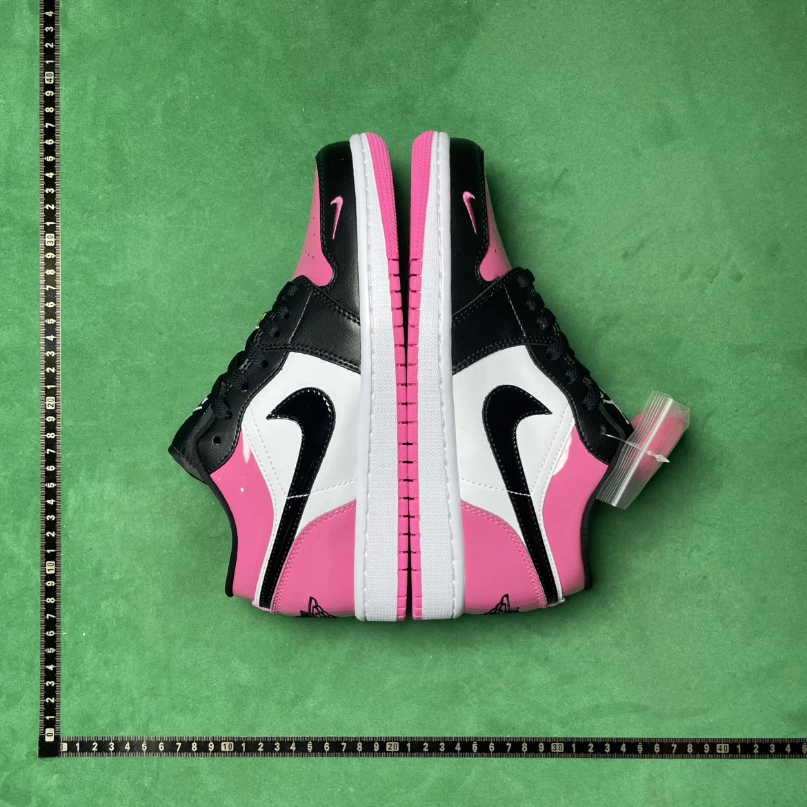Air Jordan 1 Low