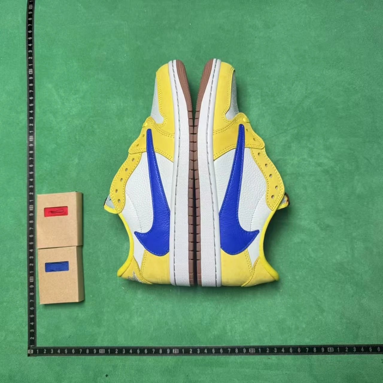 Blue yellow hook 7.0