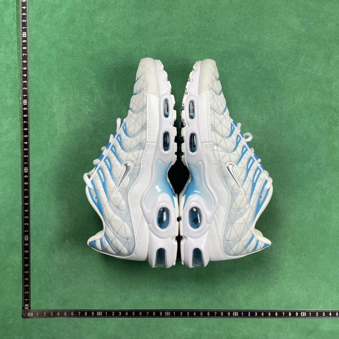 B0D air max puls 气垫鞋多颜色 8