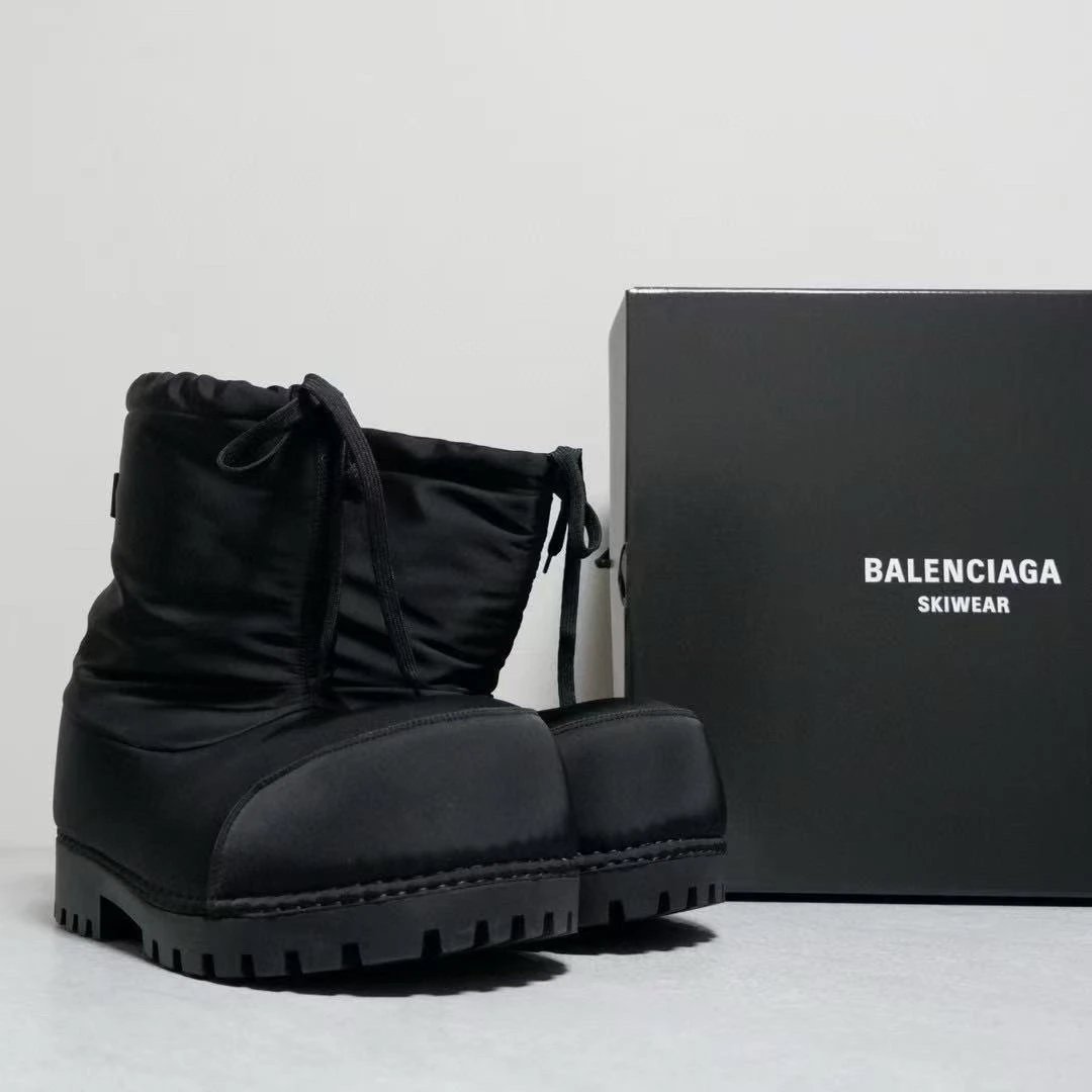 Balenciaga Alaska Ski Boots 3