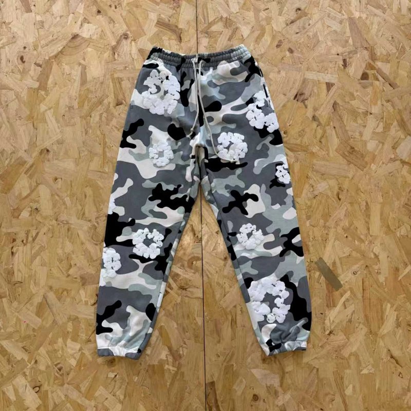 DENIM TEARS CAMO WREATH SWEATPANT-SNOW CAMO 黑灰雪花迷彩长裤 DT-40