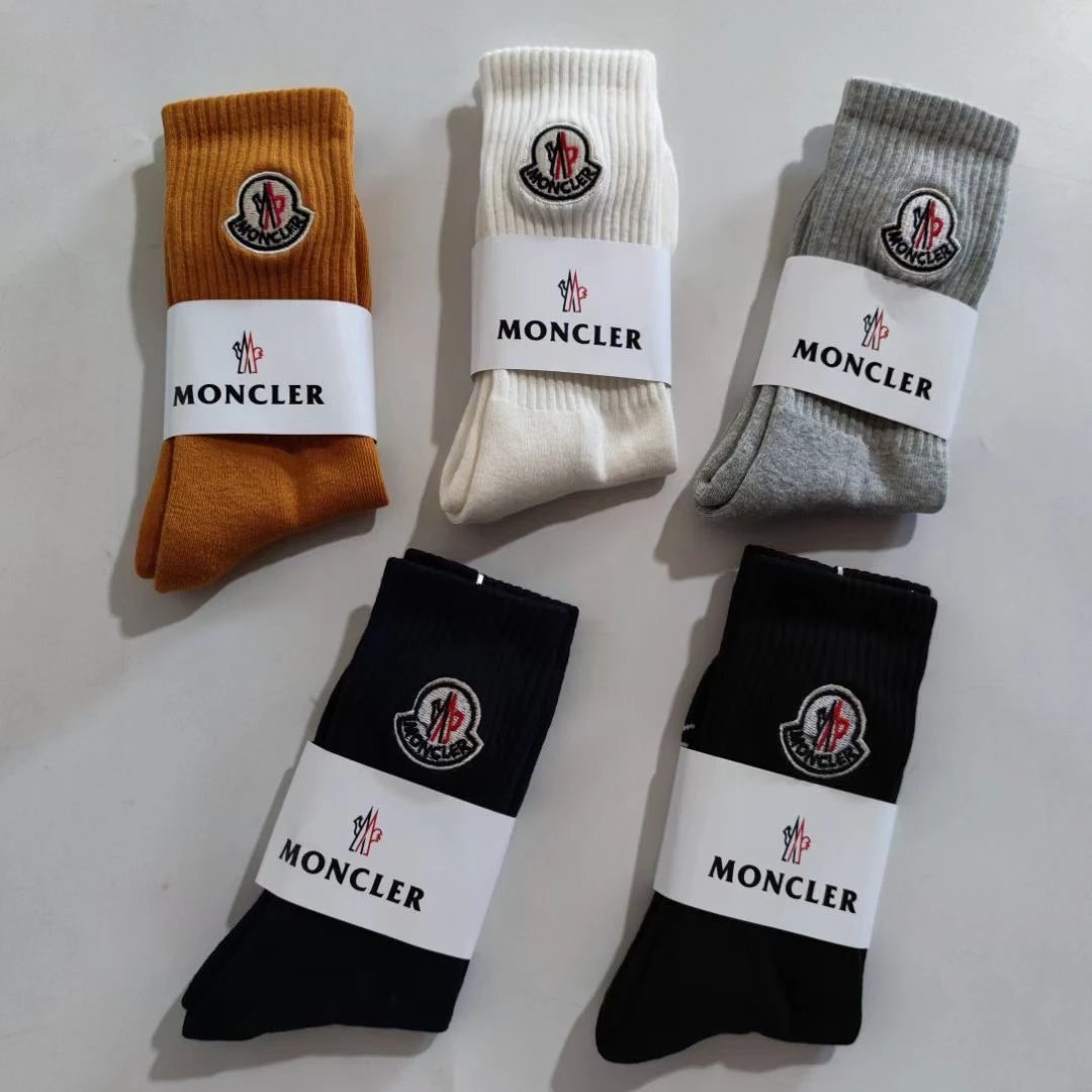 Moncler Logo-Embroidered Navy Socks - 2