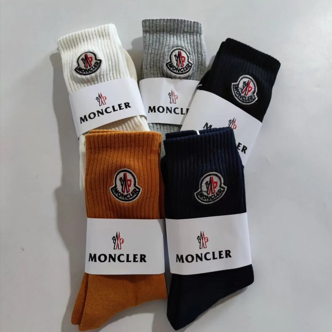 Moncler Logo-Embroidered Navy Socks - 3