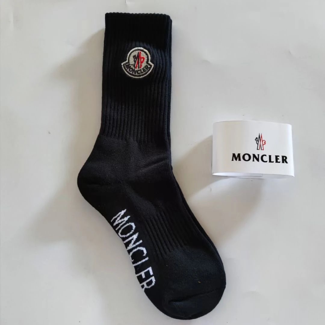 Moncler Logo-Embroidered Navy Socks - 10