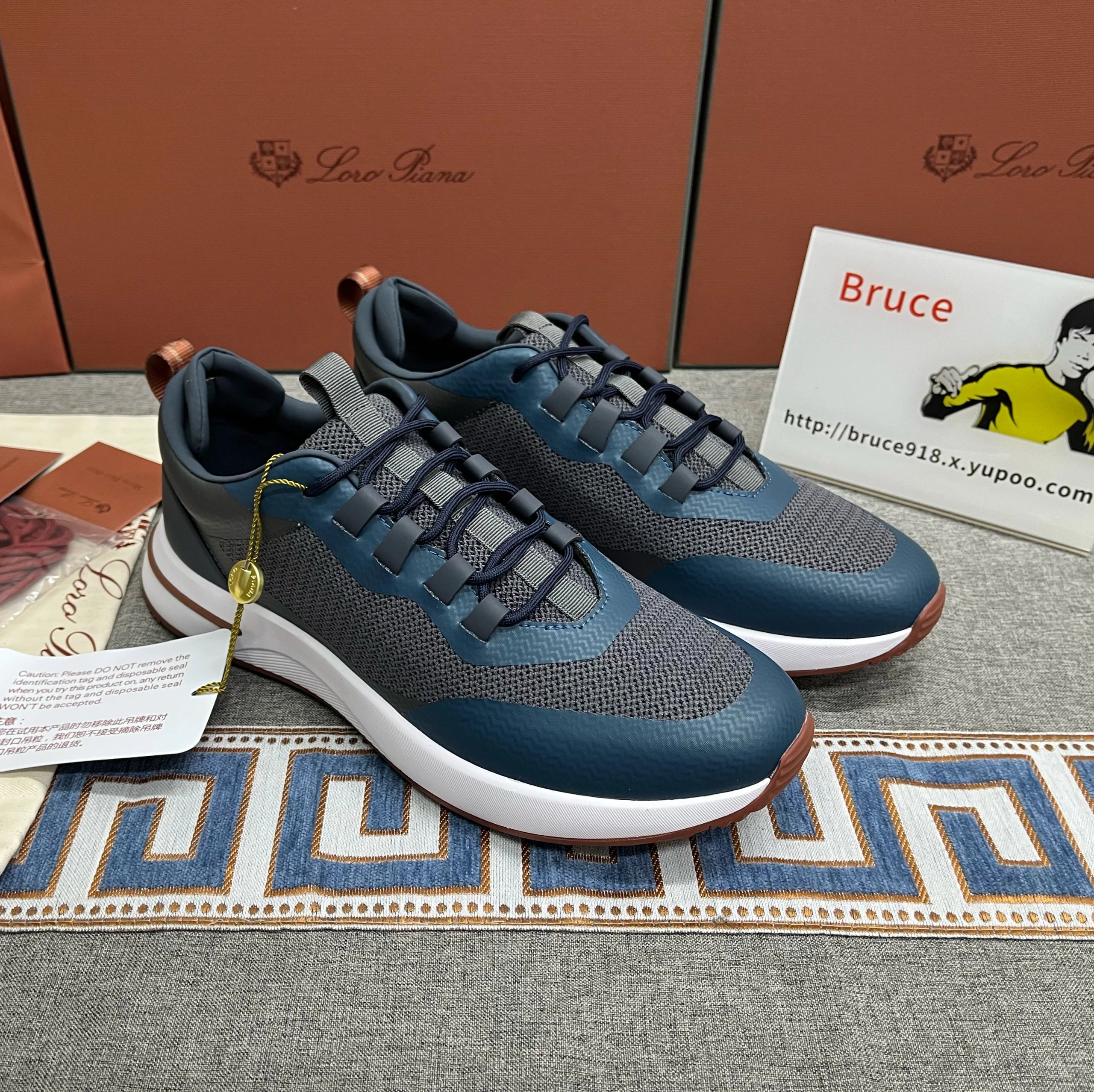 3 Blue-Black