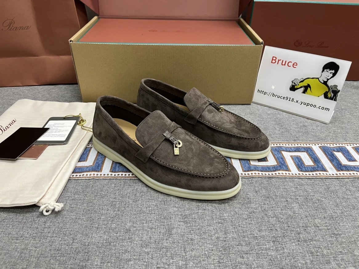 LP summer walks female sizes