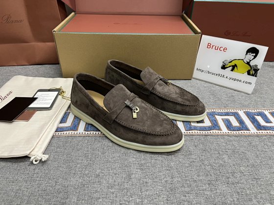 LP summer walks female sizes