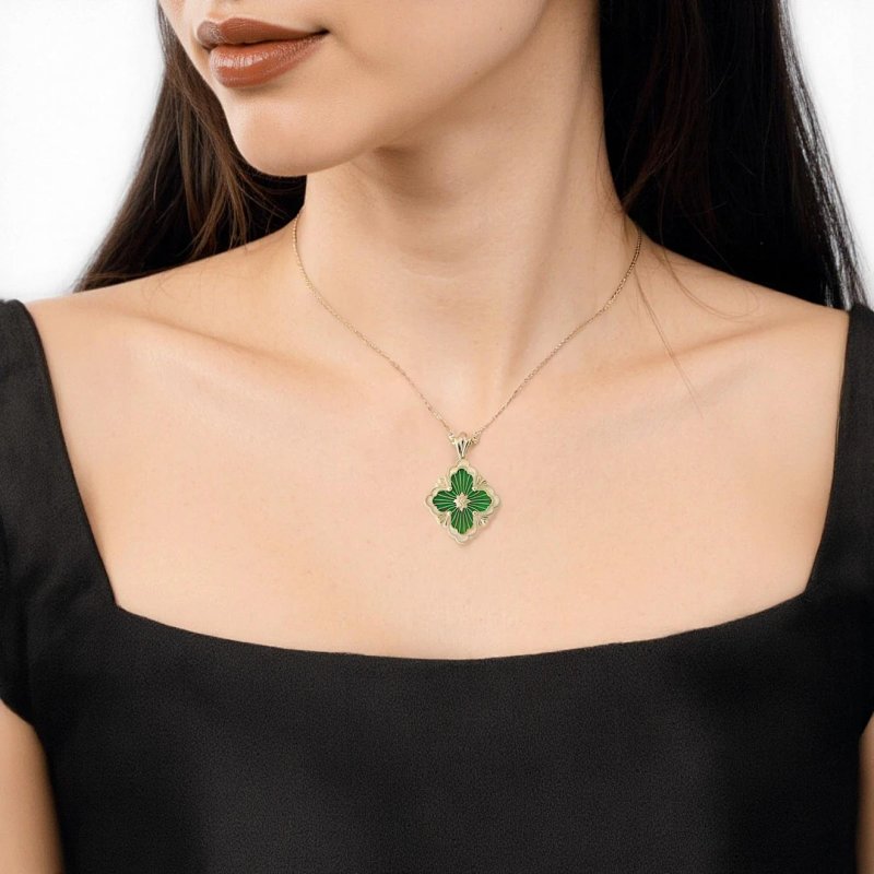 Necklace from Yin Kuang's Shop