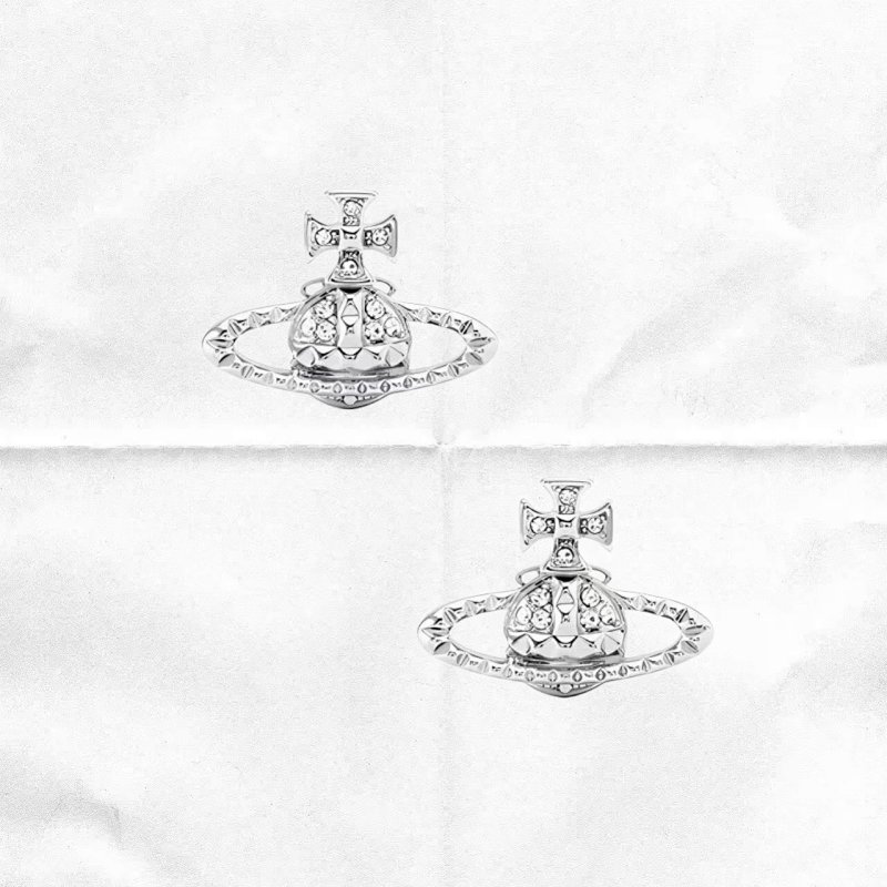 Earrings from Zhou Yu