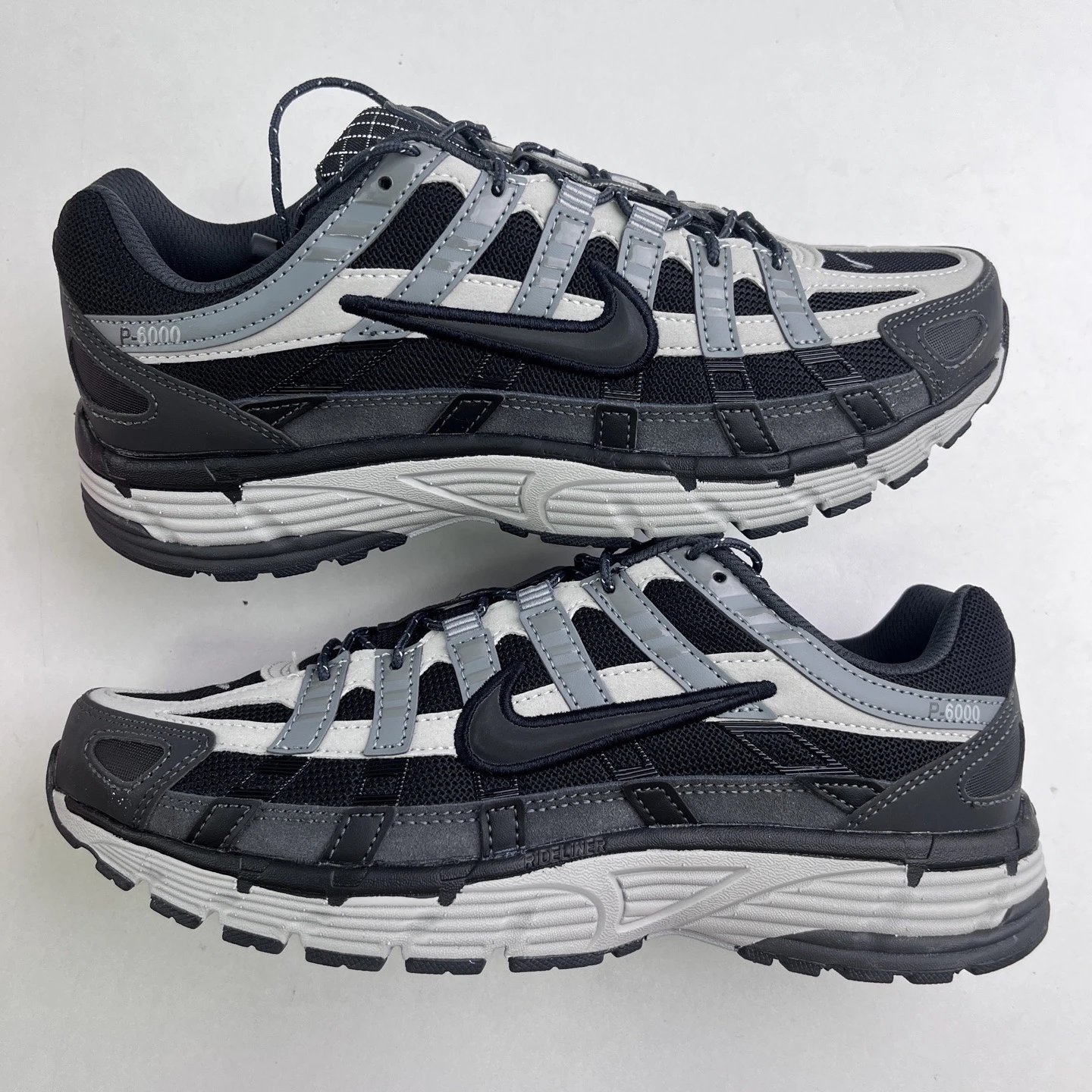 Black gray HQ3818-001