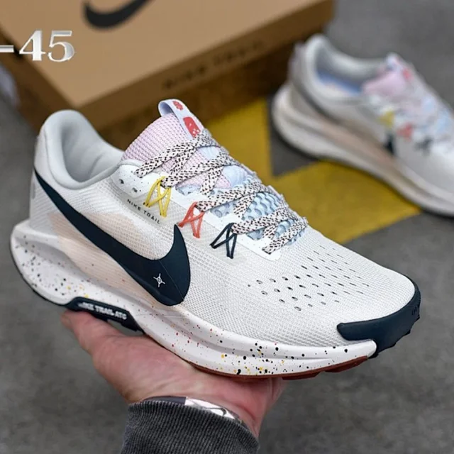 Nike Sneakers Pegasus Trail 5 product detail image 9