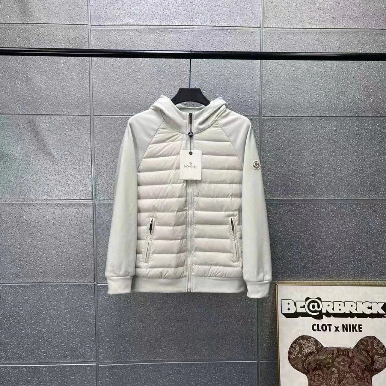 Off-White