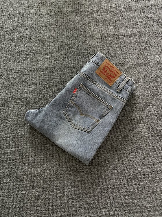 【 In stock 】 New Levi's 517 light blue washed slightly loose and slightly flared zipper non elastic jeans slide down to see size details